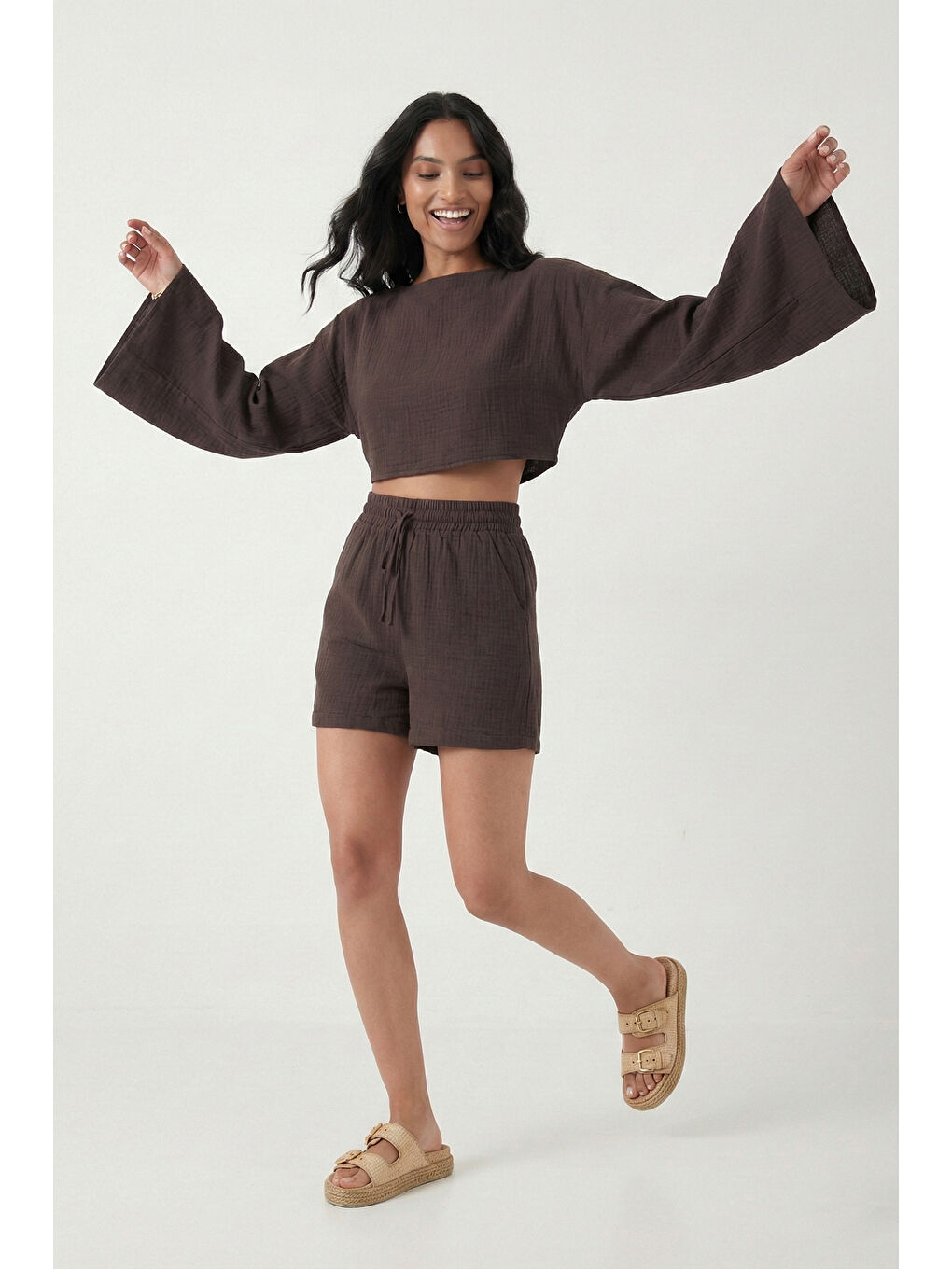 Kahverengi Pamuklu Comfort Fit Yuvarlak Yaka Şortlu Kadın Müslim Takım 5866317-4