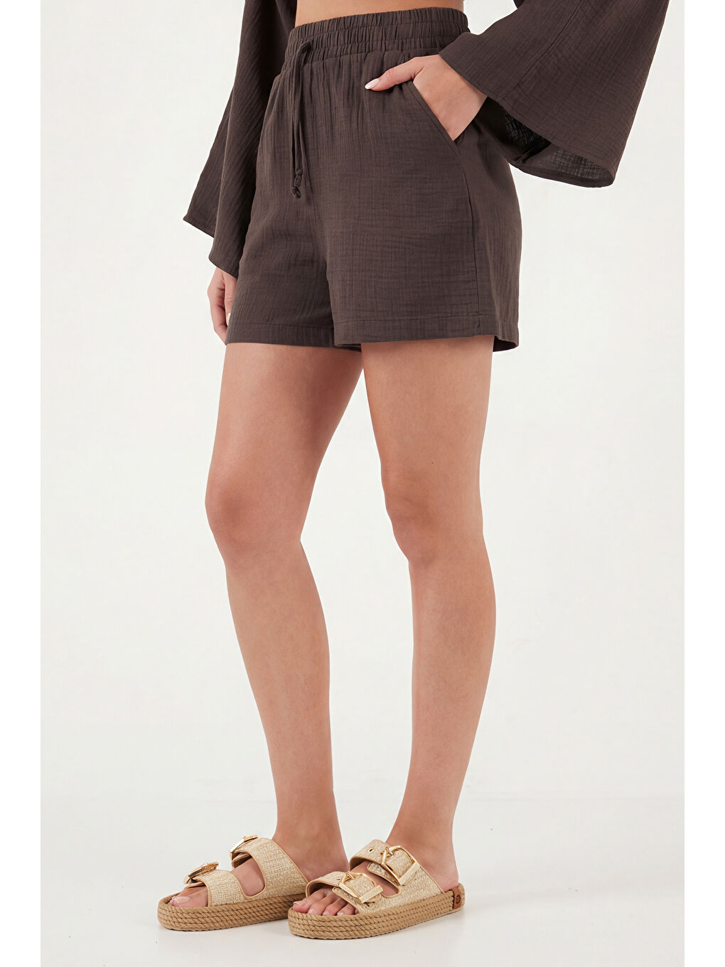 Kahverengi Pamuklu Comfort Fit Yuvarlak Yaka Şortlu Kadın Müslim Takım 5866317-5