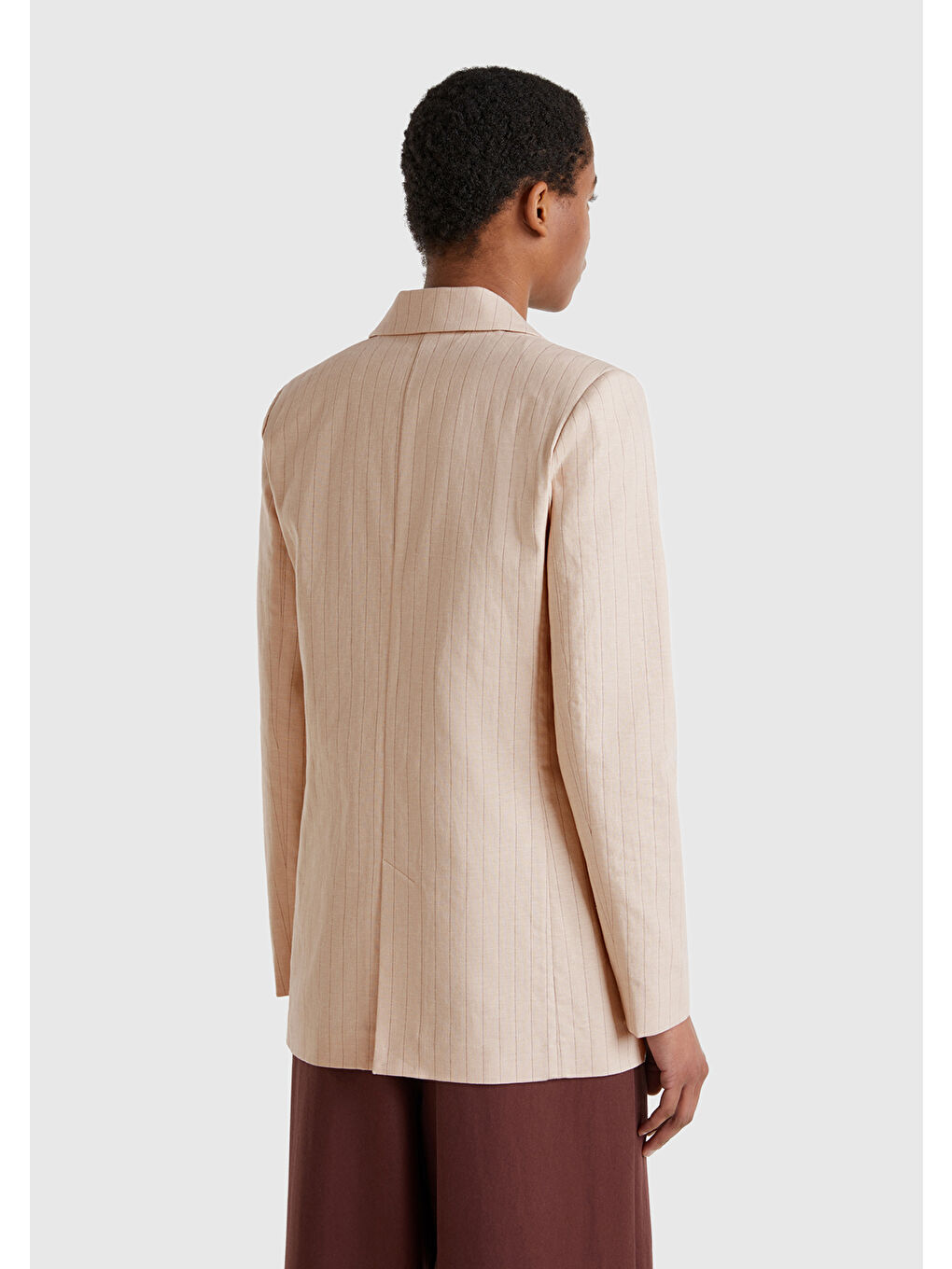 Kadın Bej Pamuk Ve Keten Karışımlı İnce Çizgili Relax Fit Ceket-2