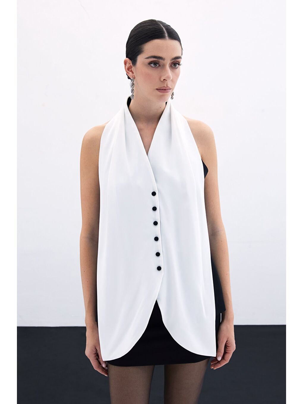 Şal Detaylı Yelek - Siyah-4