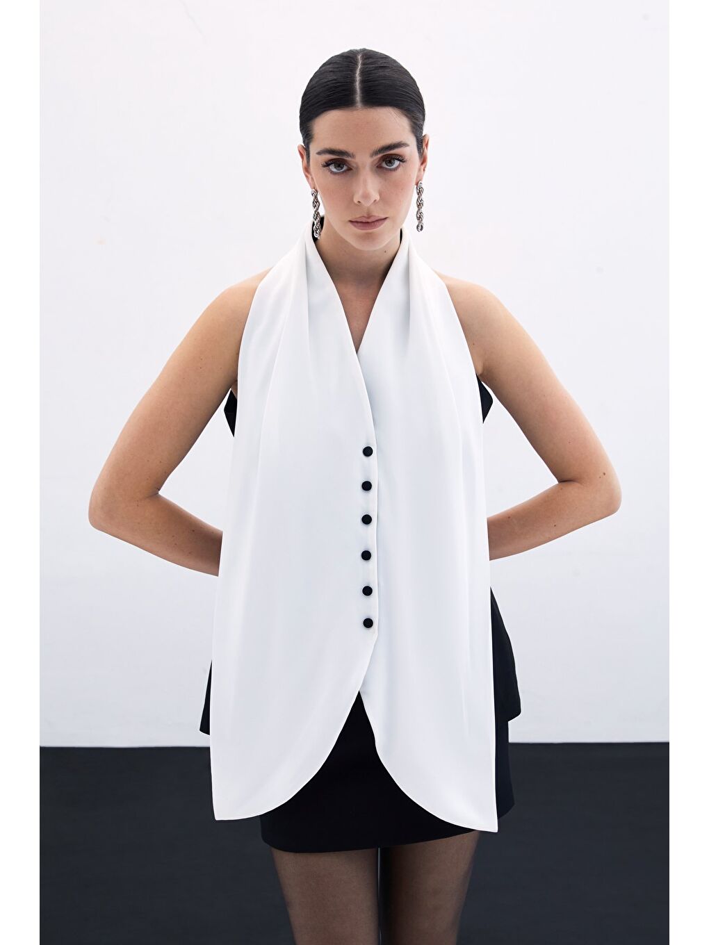 Şal Detaylı Yelek - Siyah-5