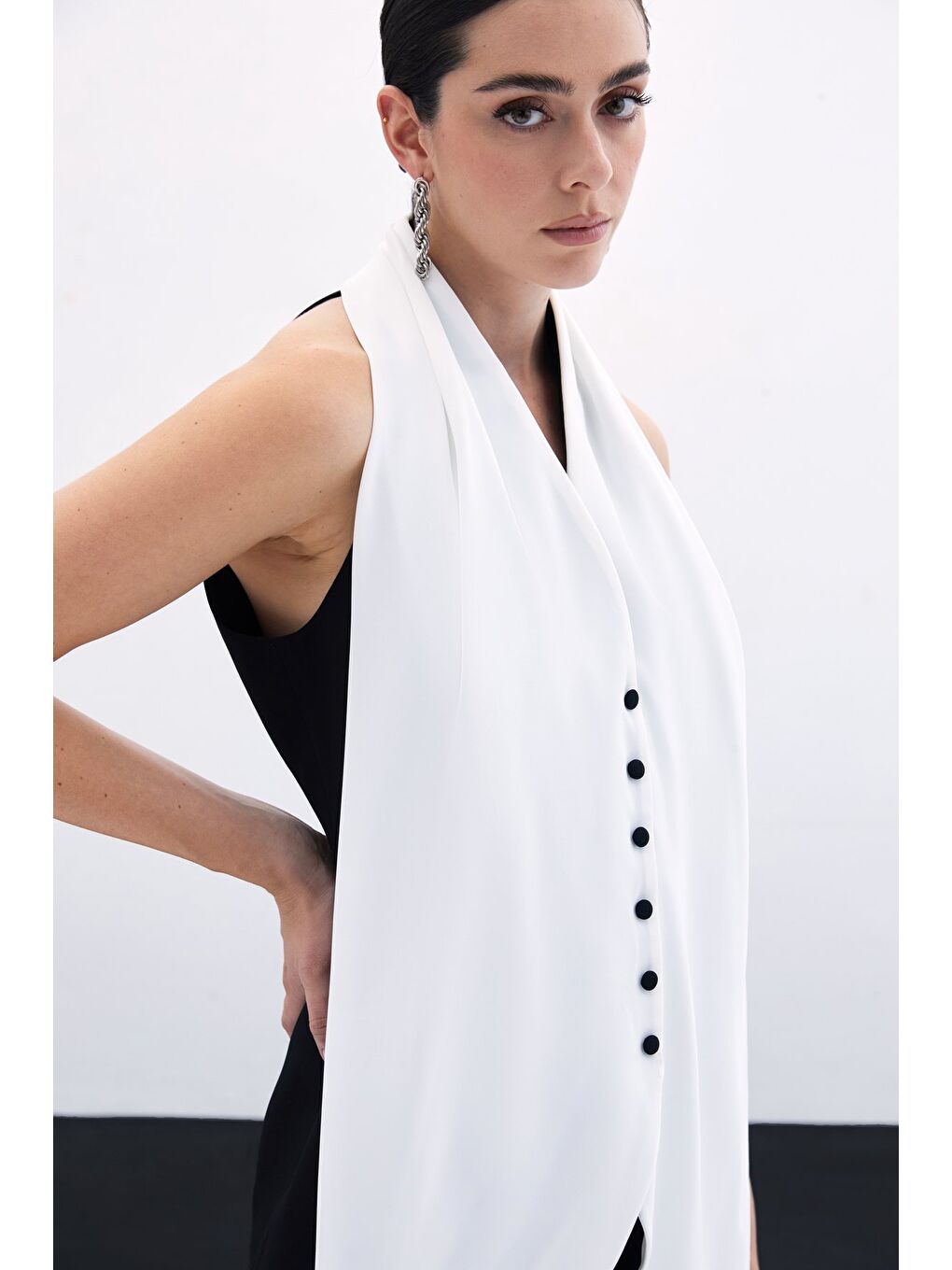 Şal Detaylı Yelek - Siyah-6