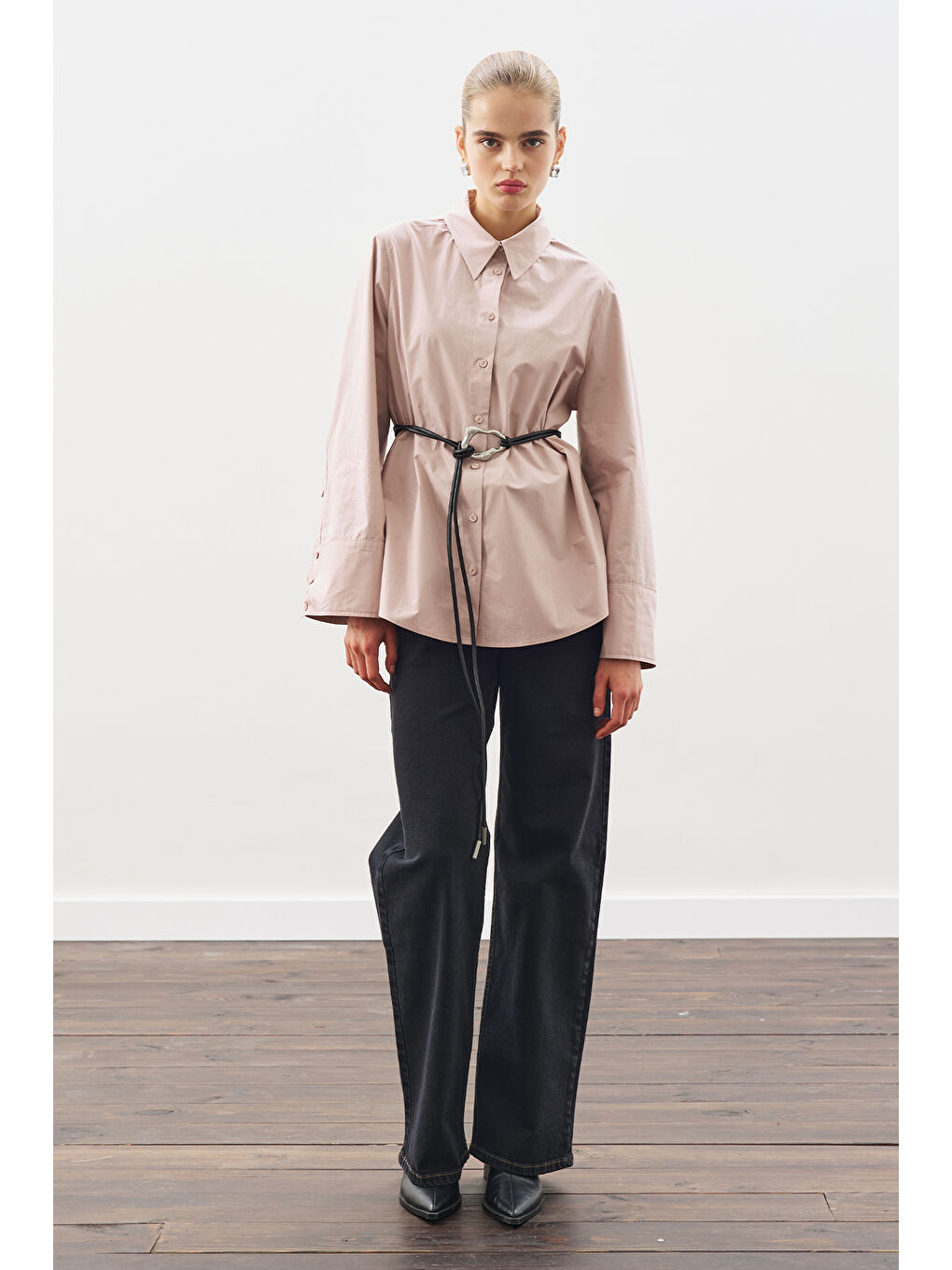 Geniş Manşetli Klasik Gömlek Soft Pembe-5