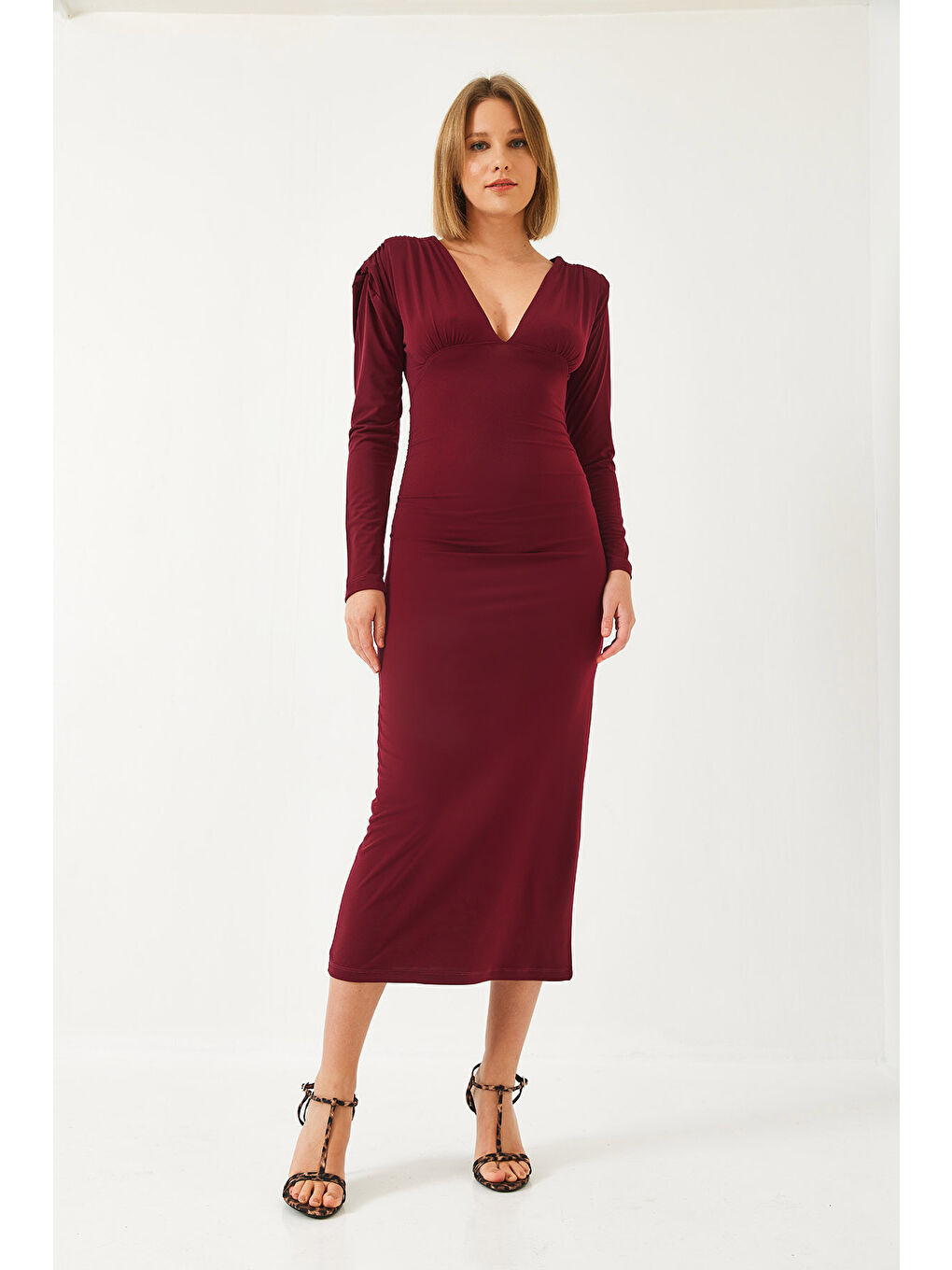 Bordo Kadın V Yaka Omuz Vatkalı Candy Kumaş Elbise-1