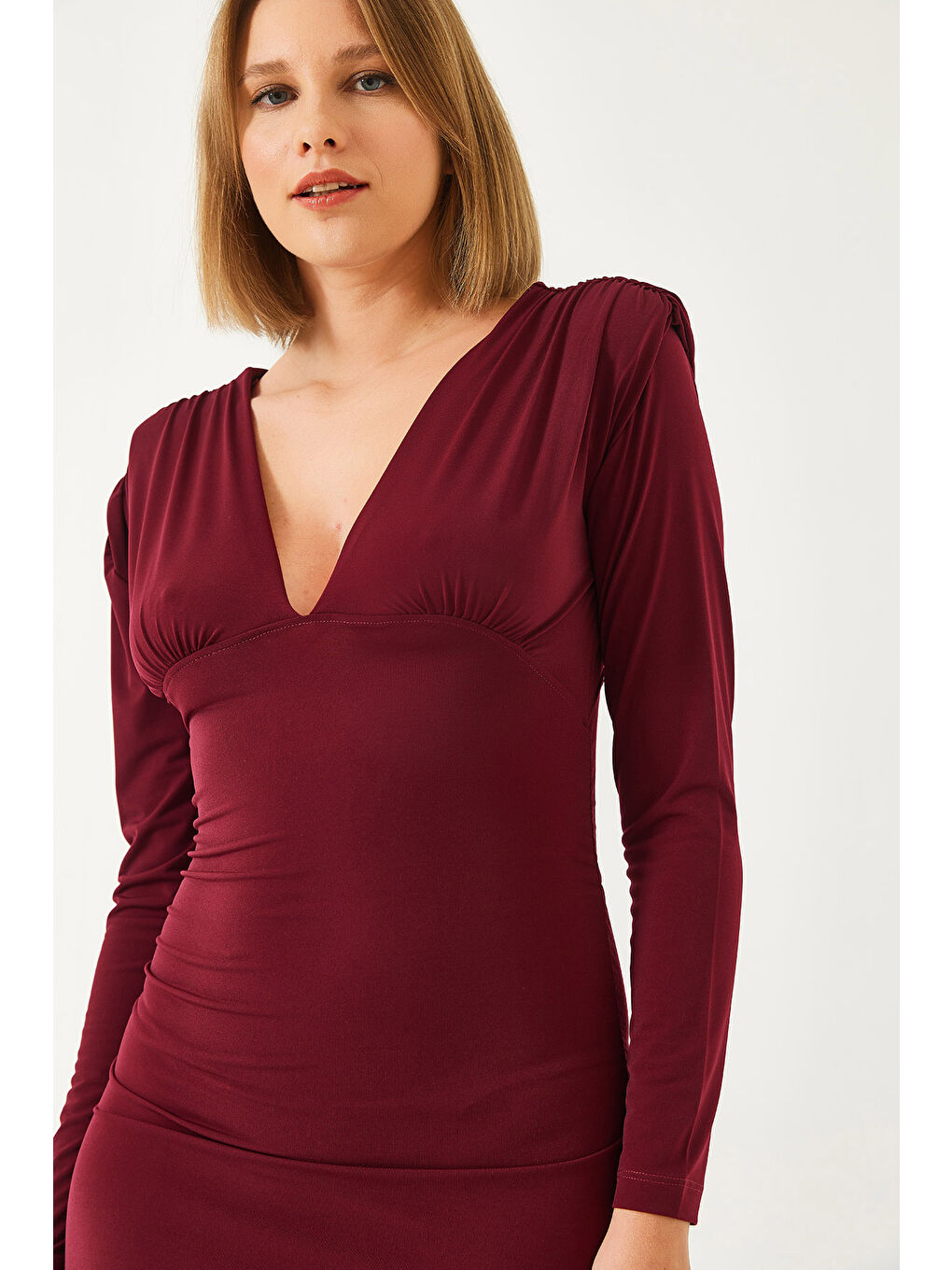 Bordo Kadın V Yaka Omuz Vatkalı Candy Kumaş Elbise-3