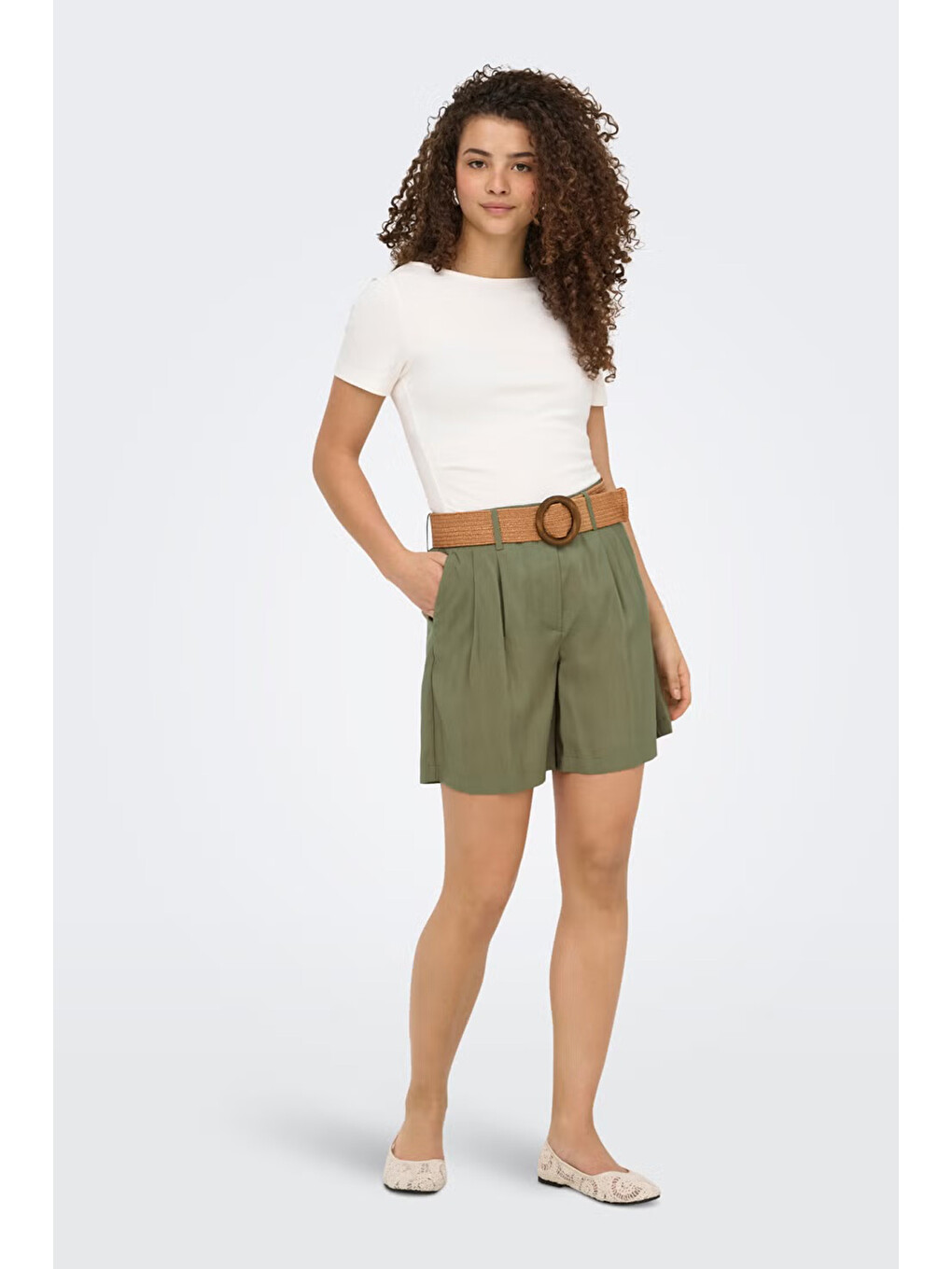 Haki Onlibiza Modal Kumaş Yüksek Bel Kemerli Short 15370298-1