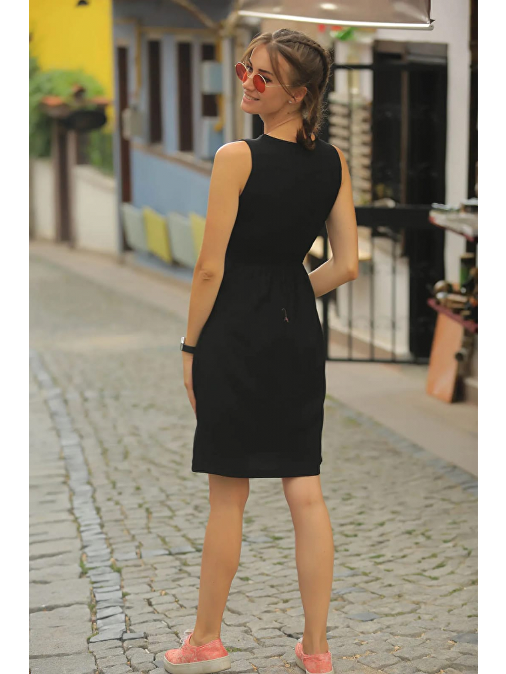 Siyah Kadın V Yakalı önden Düğme Detay Beli Lastikli Keten Kısa Elbise-1