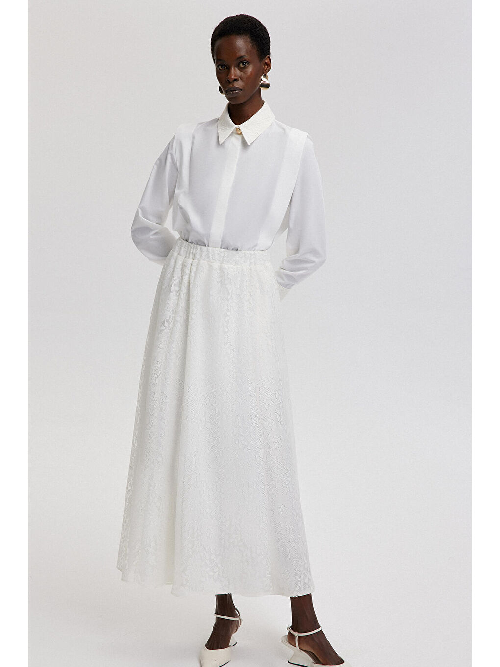 Beyaz Beli Lastikli Dantel Etek