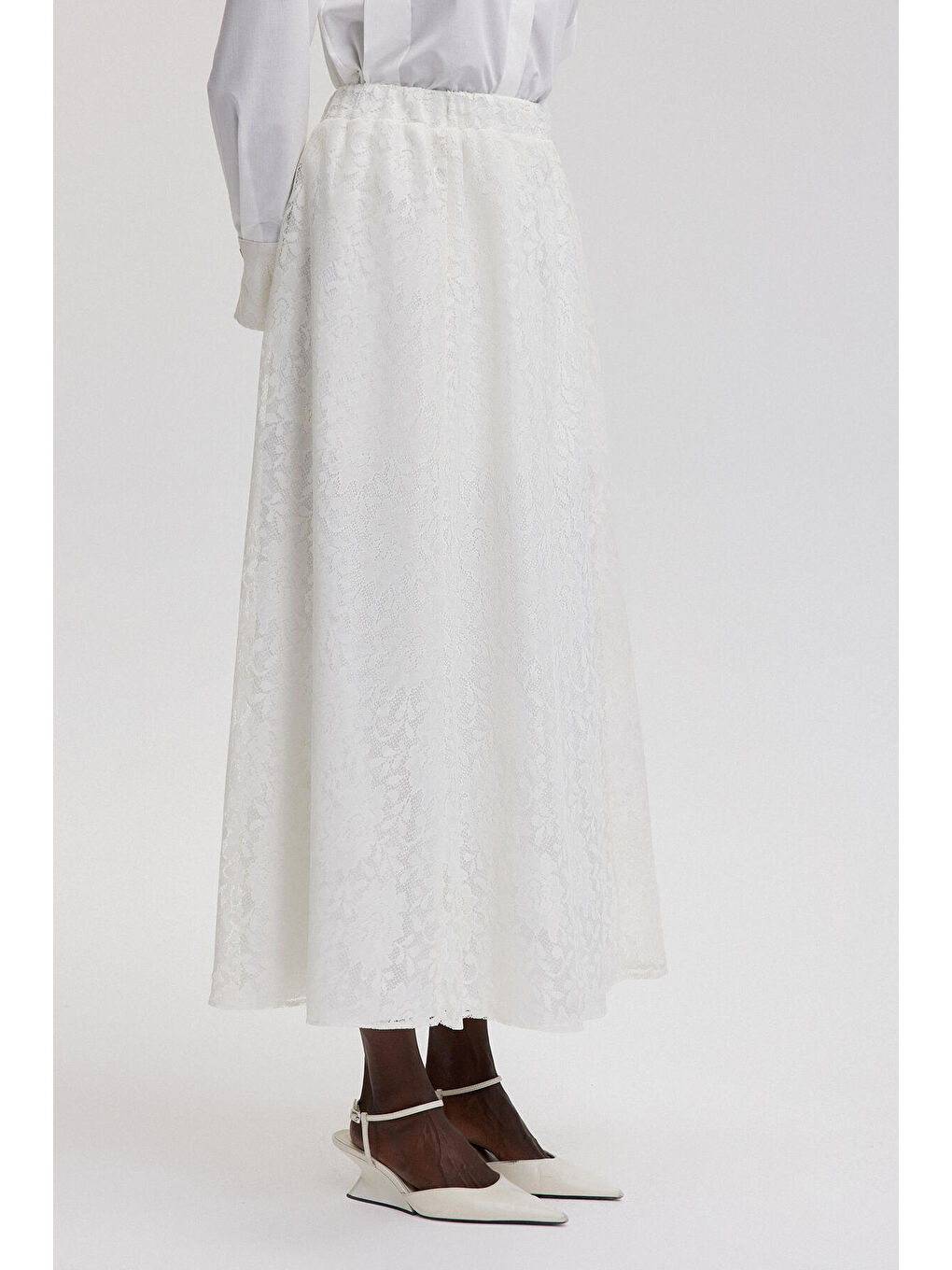 Beyaz Beli Lastikli Dantel Etek-2