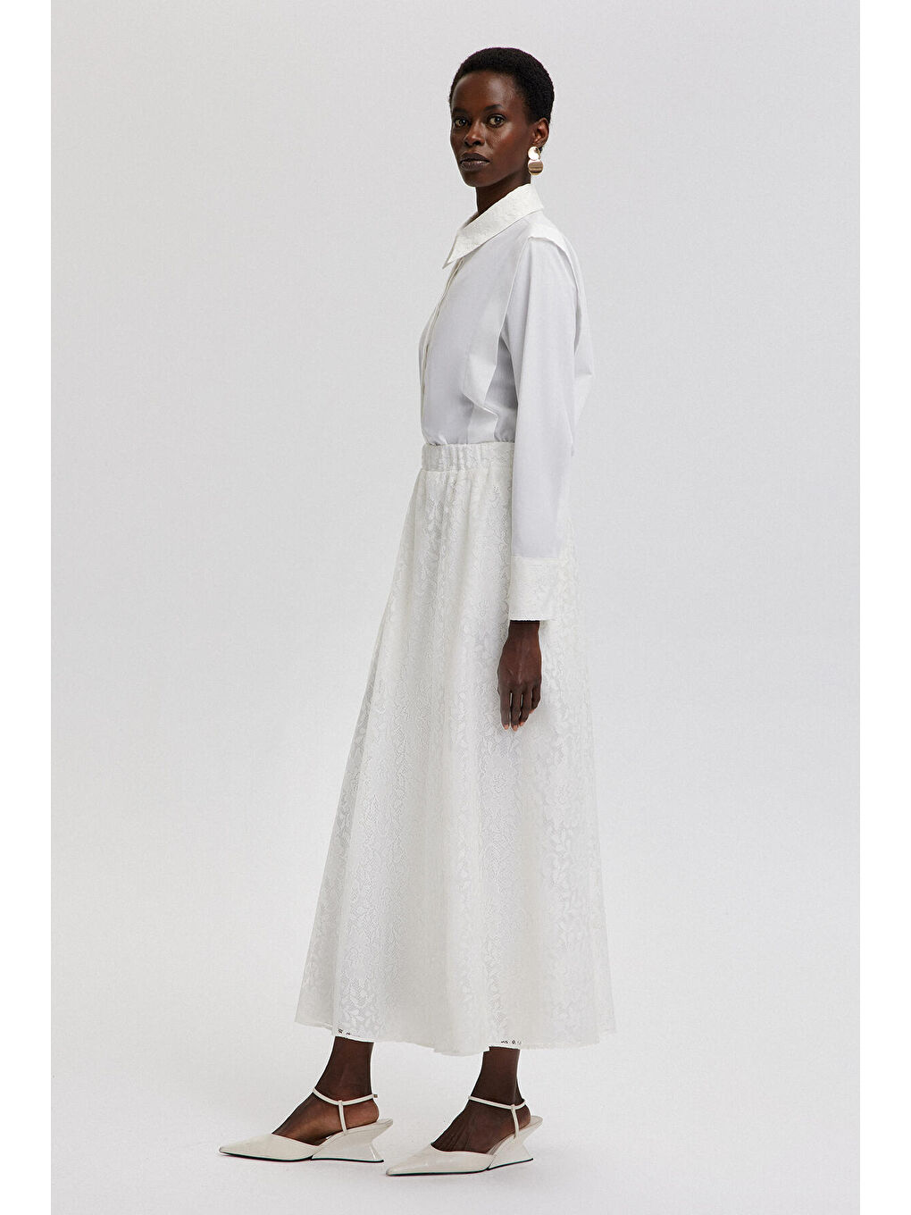 Beyaz Beli Lastikli Dantel Etek-3