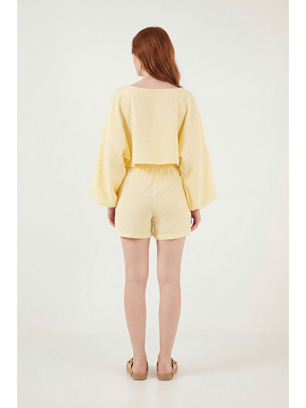 Sarı Pamuklu Comfort Fit Yuvarlak Yaka Şortlu Kadın Müslim Takım 5866317-5