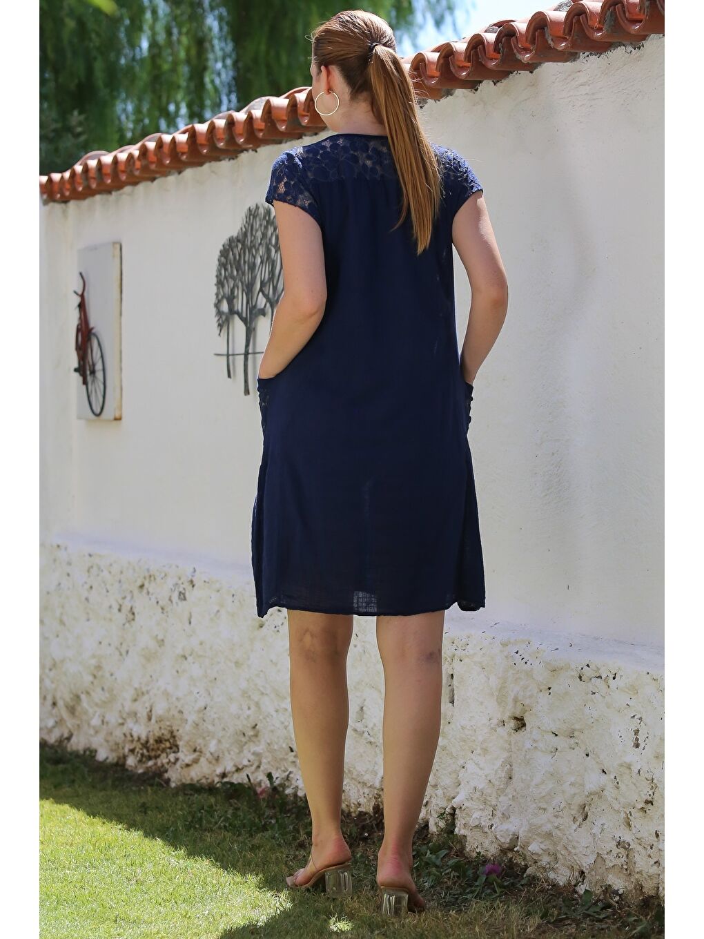 İtalyan Lacivert Yuvarlak Yaka Düşük Kol Cepli Dantelli Casual Keten Karışımlı Dokuma Elbise 95 62-1