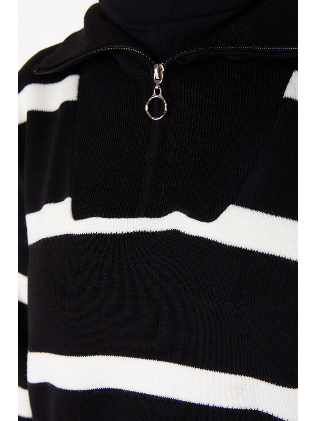 Bisiklet Yaka Kadın Siyah Çizgili Fermuarlı Triko Takım - 26421-5