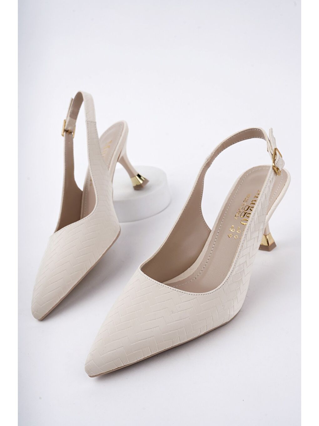 Bej SUNG Sivri Burun Arkası Açık Günlük Klasik Kadın Topuklu Ayakkabı-2