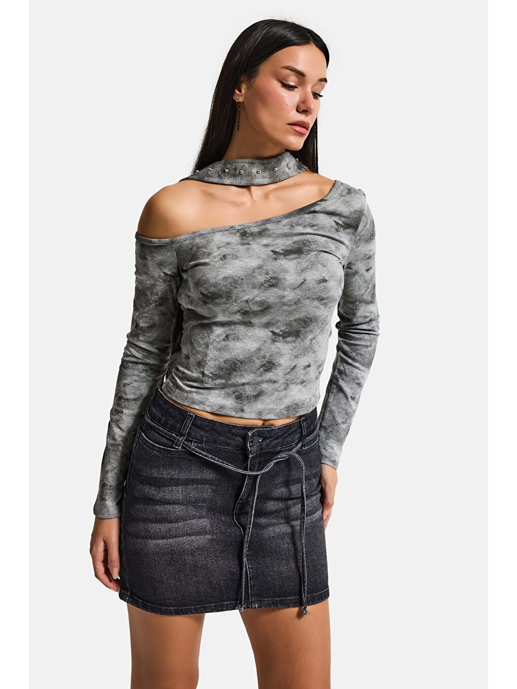 Gri Kadın Koyu Füme 2s6-1 Straight Fit Kemer Detaylı Elastan Mini Denim Etek-4