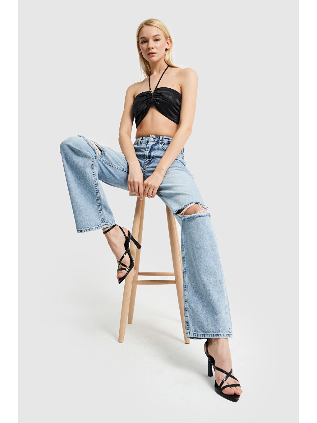 Mavi Kadın Jean Rengi Dizden Yırtık Straight Fit Denim