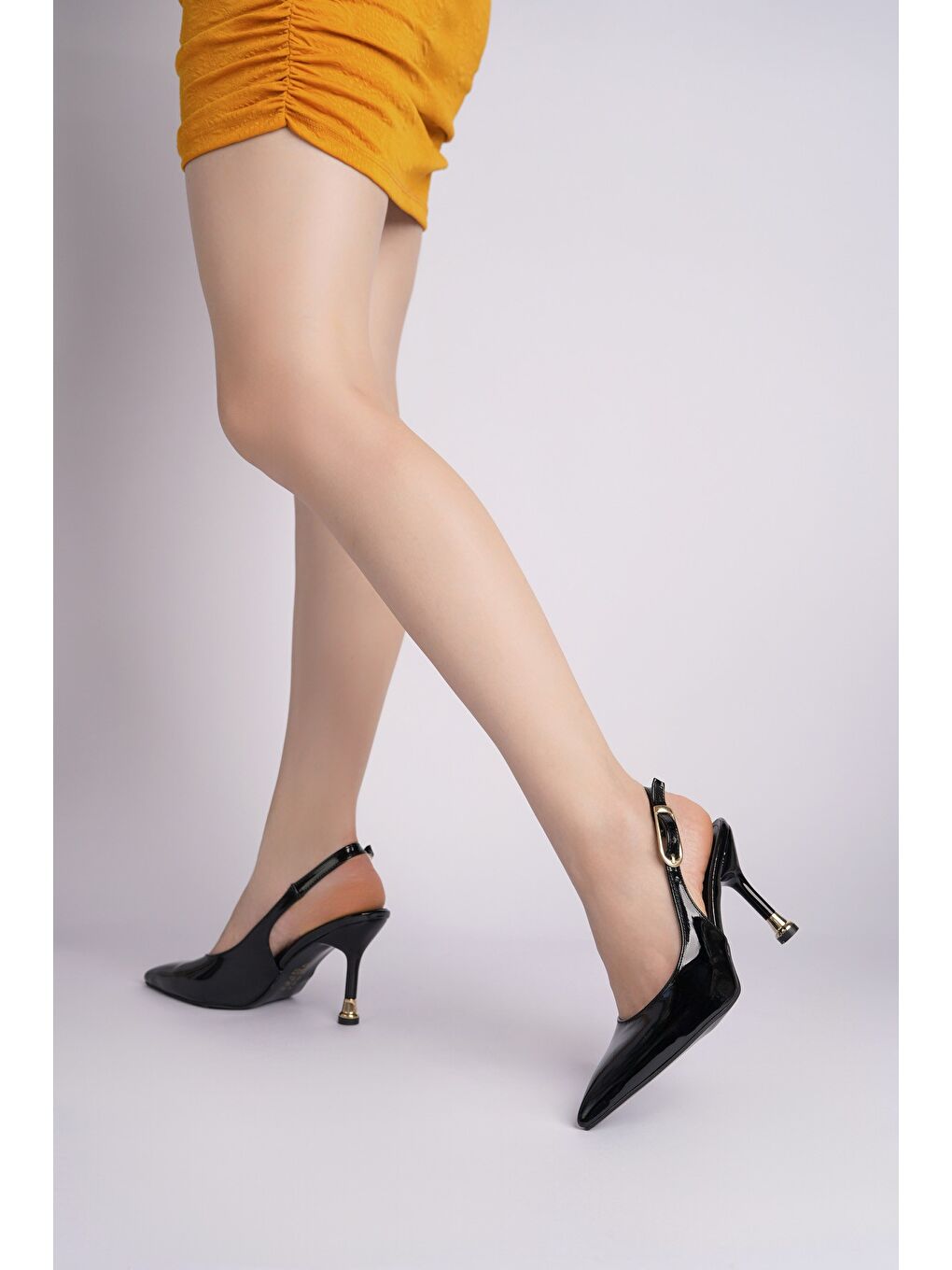Siyah CHİC Sivri Burun Arkası Açık Kadın Topuklu Ayakkabı-5