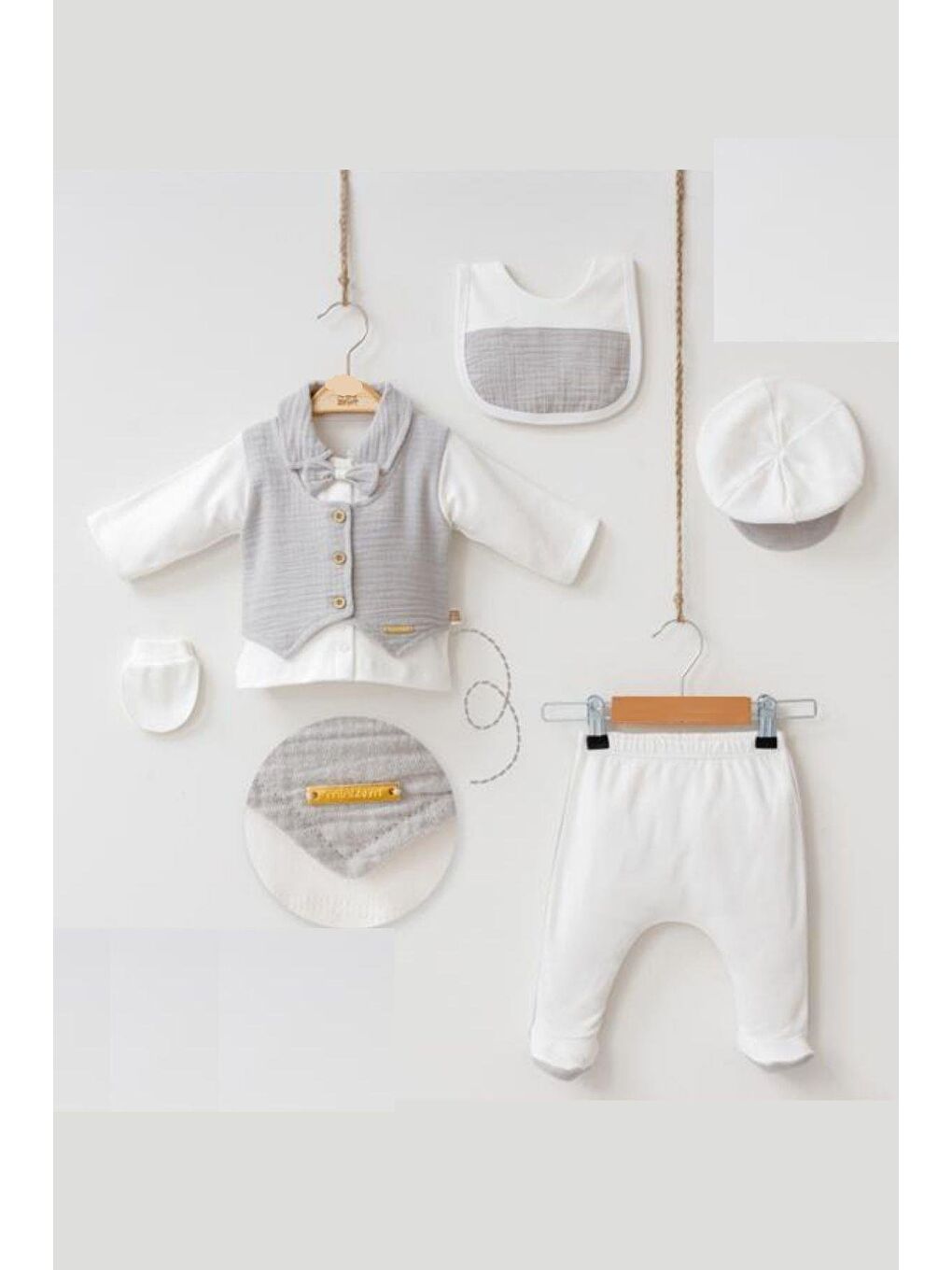 Gri Erkek Bebek Yelek Detaylı Papyonlu 5'Li Müslin Set