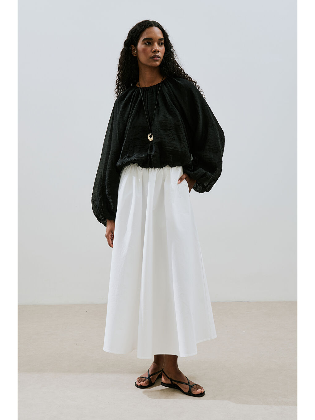 Balon Form Kısa Bluz Siyah-1