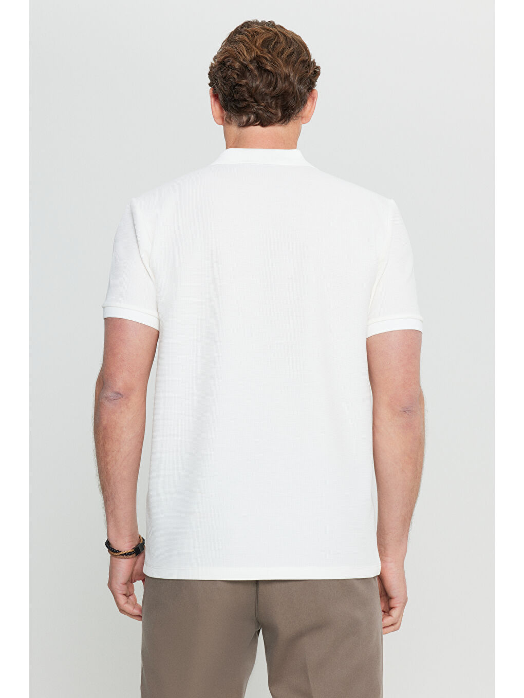Erkek Ekru Slim Fit Dar Kesim Polo Yaka Jakarlı Esnek Tişört-4