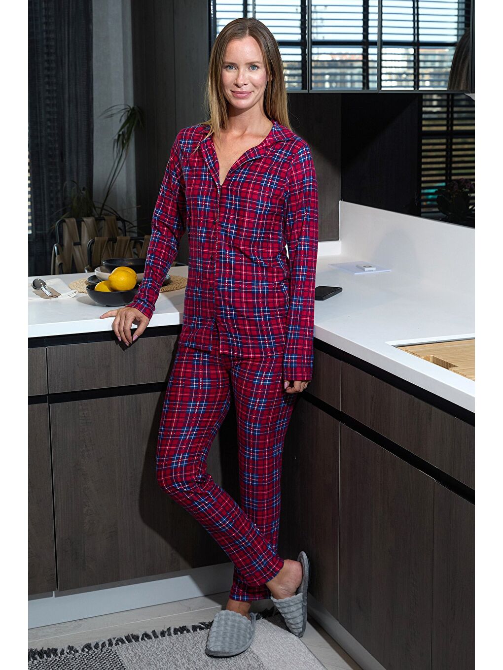 Bordo Ayıcık Desenli Gömlek Yaka Süet Pijama Takımı-1