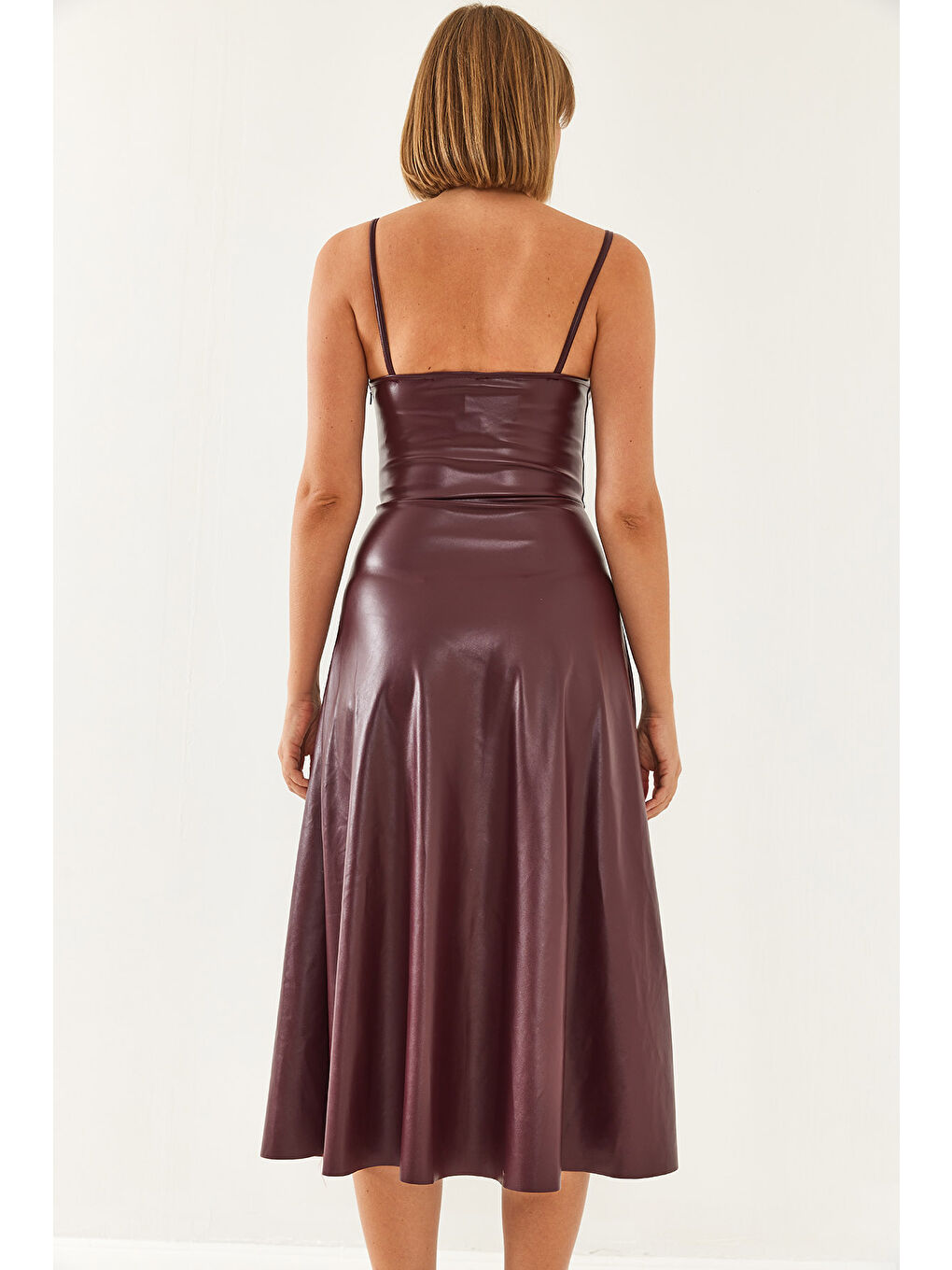 Bordo Kadın Askılı Deri Elbise-4