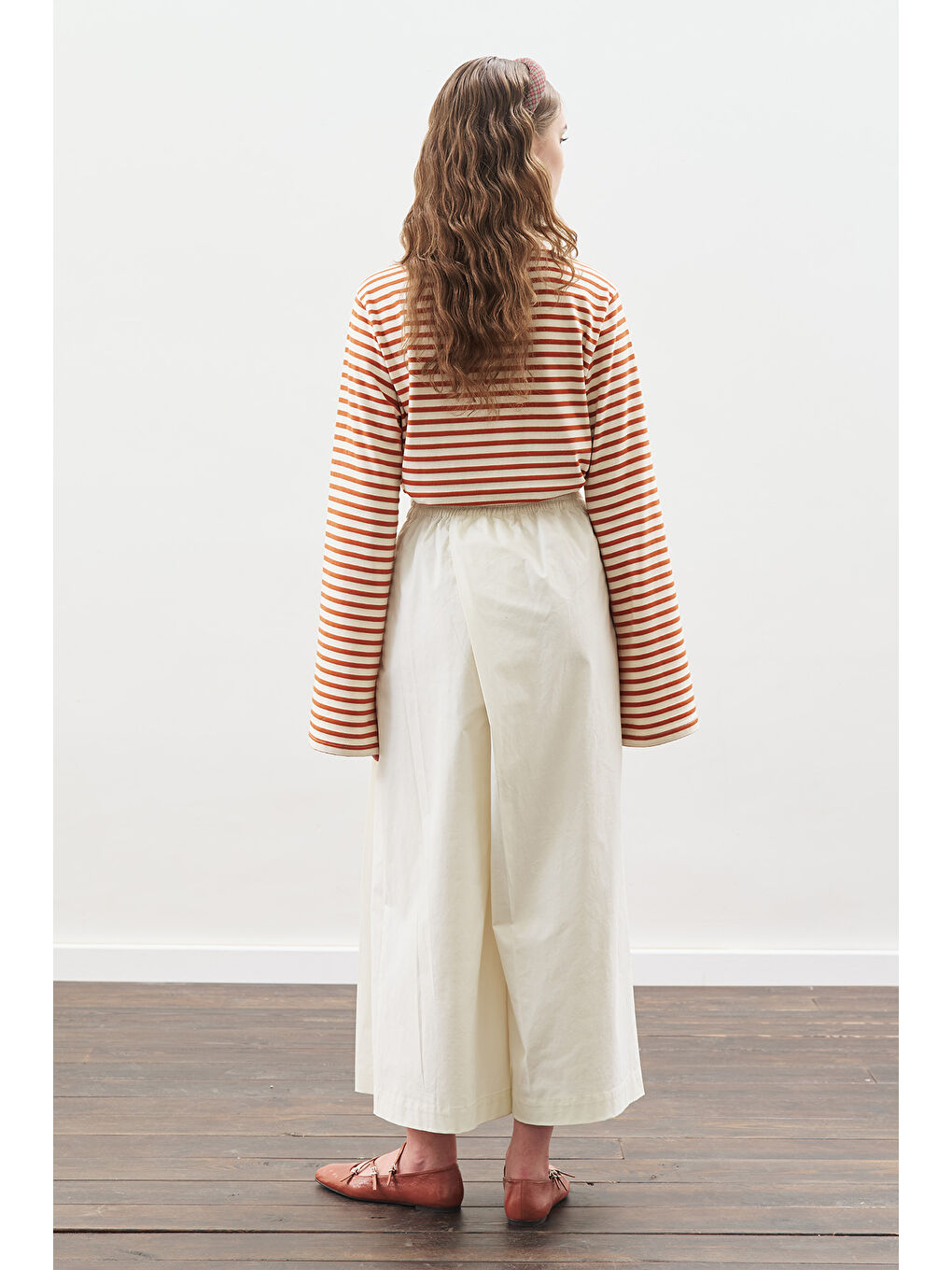 Kahverengi Şal Detaylı Çizgili Tshırt Kiremit-5