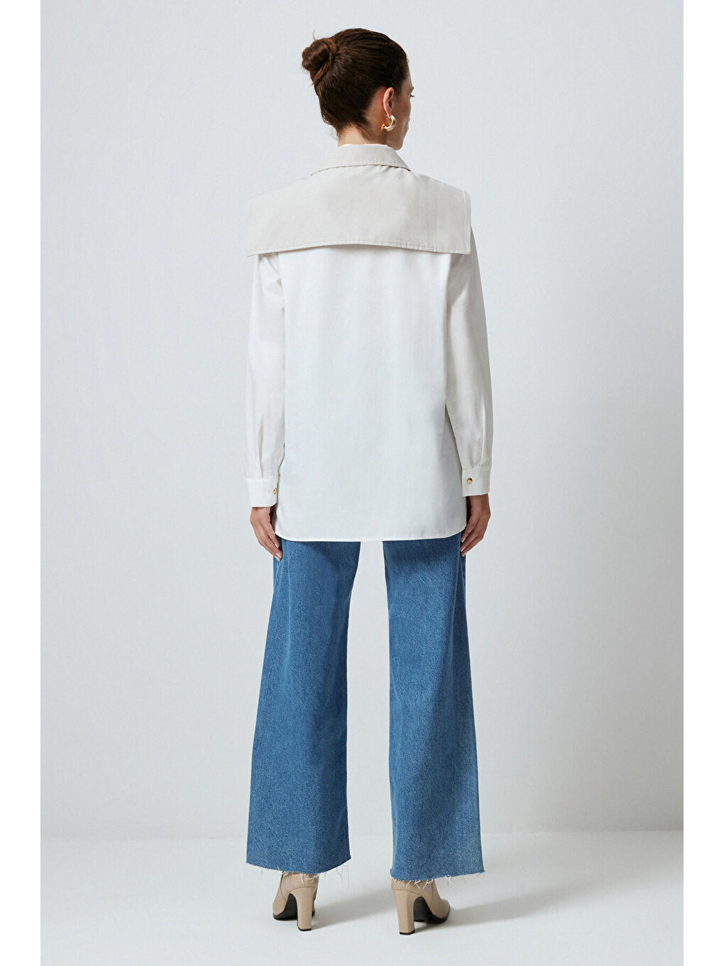 Beyaz Yakalı Gömlek-4