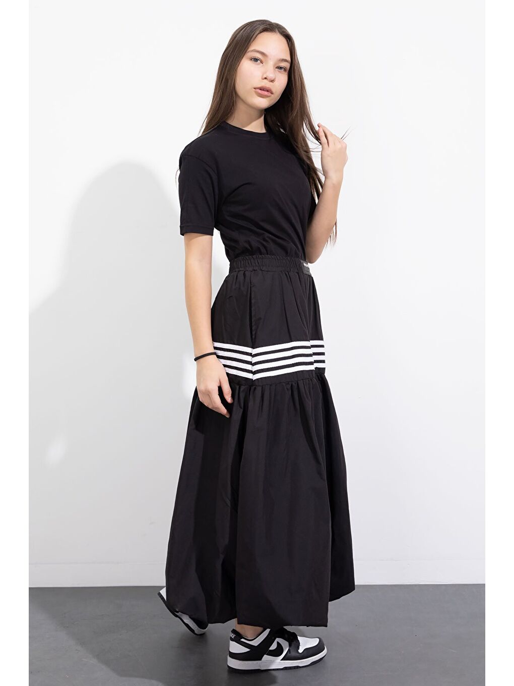 Siyah Şerit Desenli Kız Çocuk Balon Etek 23556-4