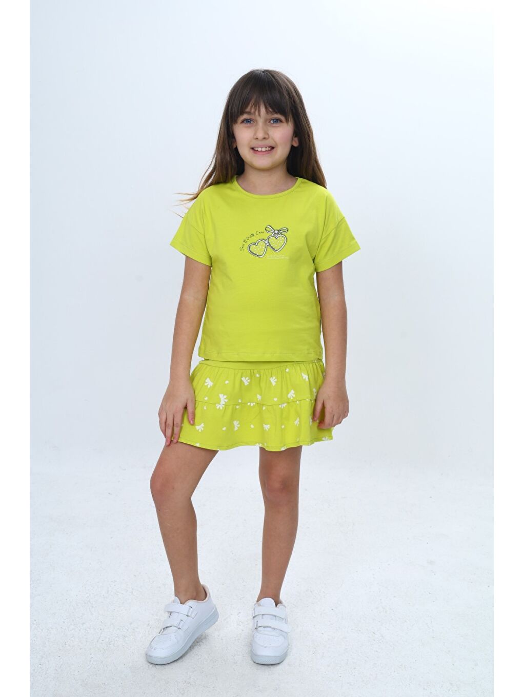 Yeşil Kız Çocuk 2'li Takım Bisiklet Yaka Kısa Kollu Baskılı Tişört - Beli Lastikli Baskılı Şort Etek 24