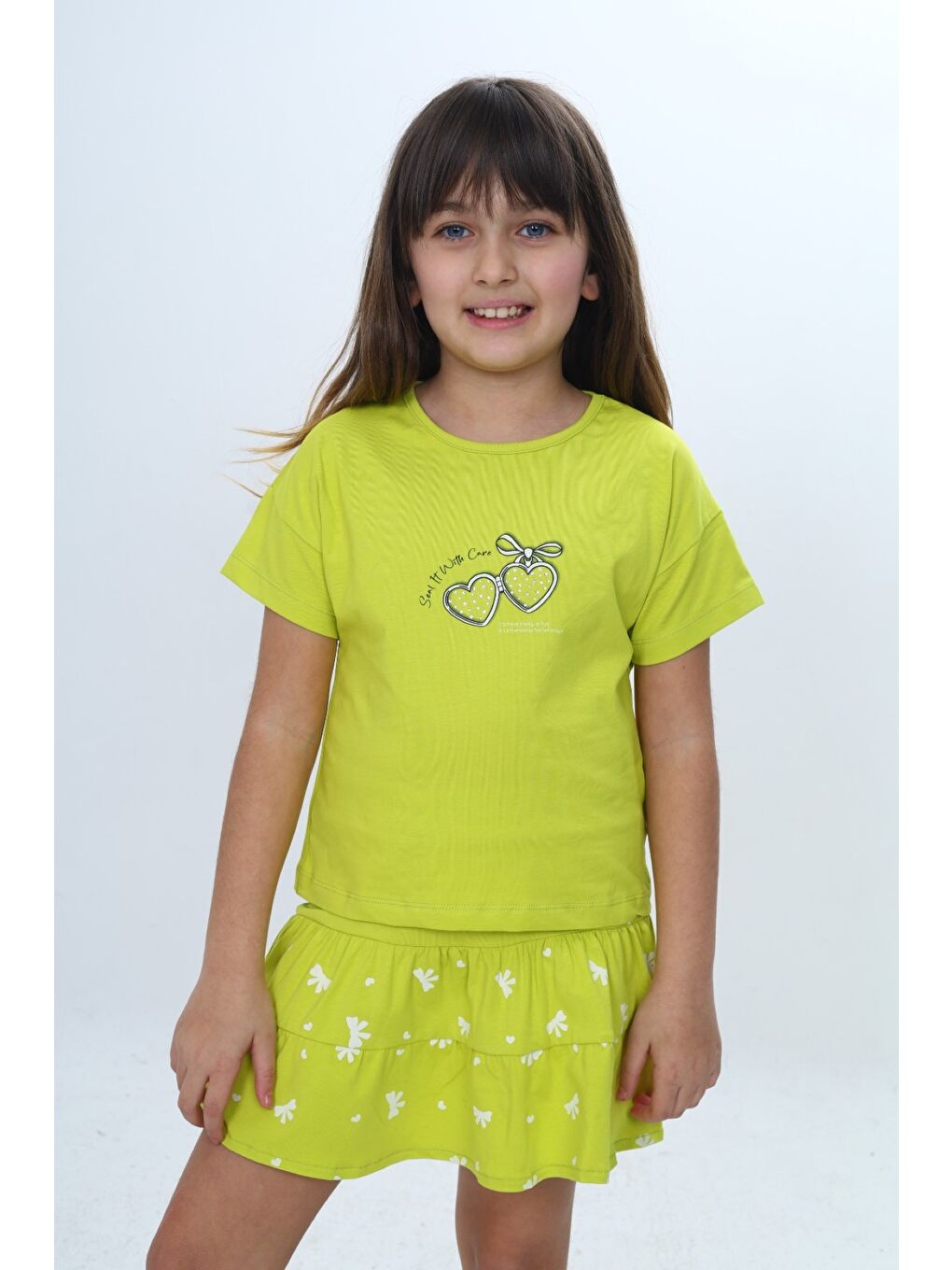 Yeşil Kız Çocuk 2'li Takım Bisiklet Yaka Kısa Kollu Baskılı Tişört - Beli Lastikli Baskılı Şort Etek 24-1