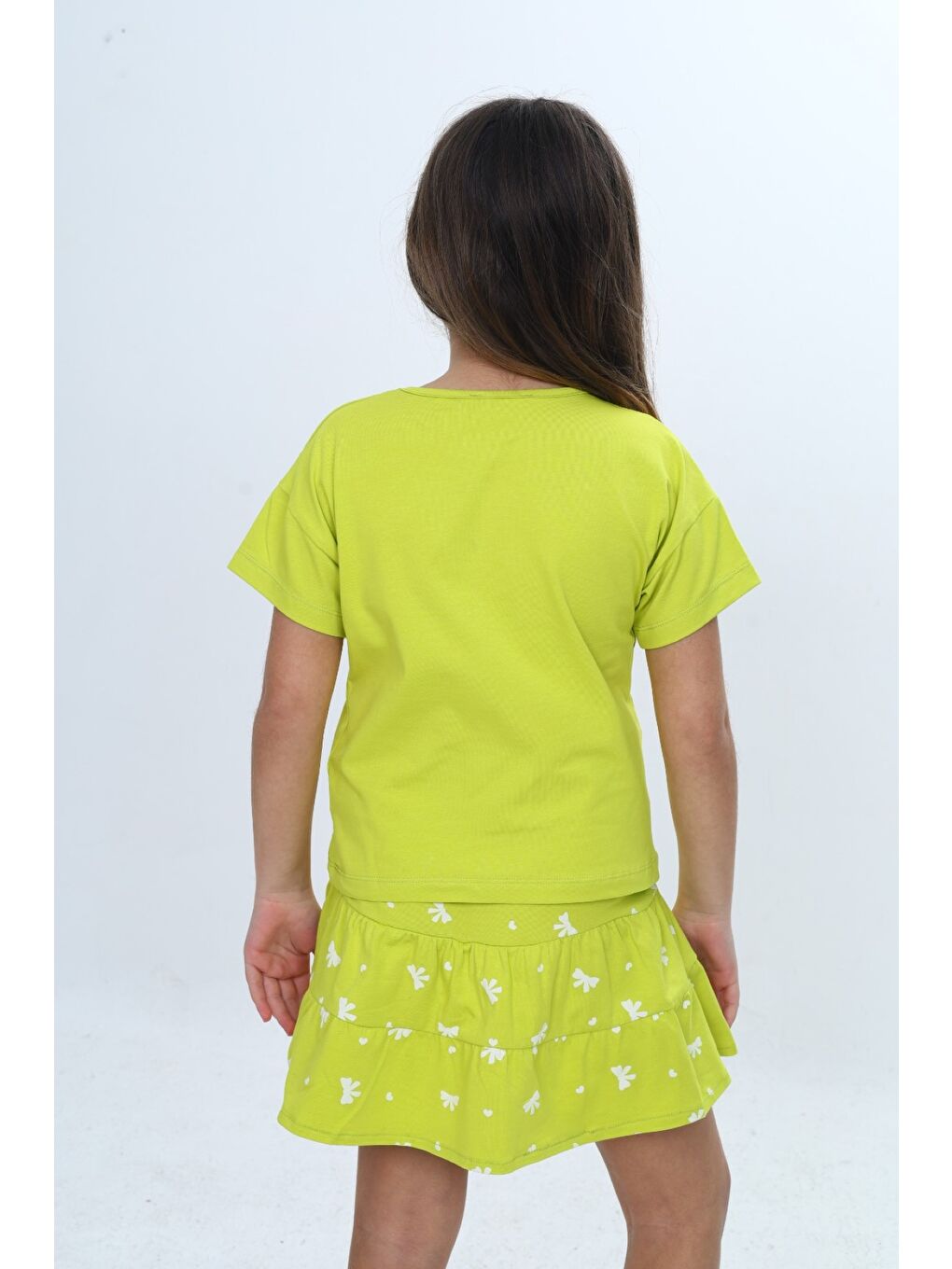Yeşil Kız Çocuk 2'li Takım Bisiklet Yaka Kısa Kollu Baskılı Tişört - Beli Lastikli Baskılı Şort Etek 24-6