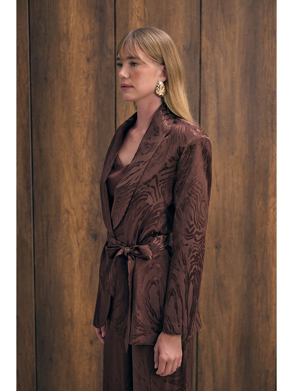 Kahverengi Kuşaklı Uzun Ceket - Kahve-4