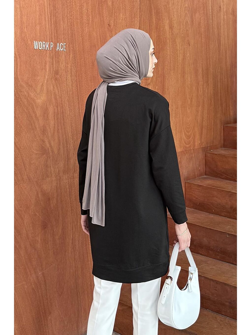 İki Iplikli Arma Detaylı Sweat Tunik Siyah-3