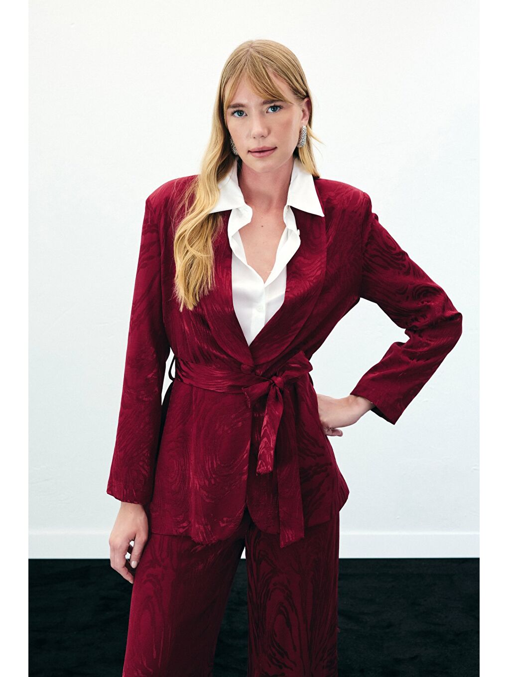 Kuşaklı Uzun Ceket - Bordo-4