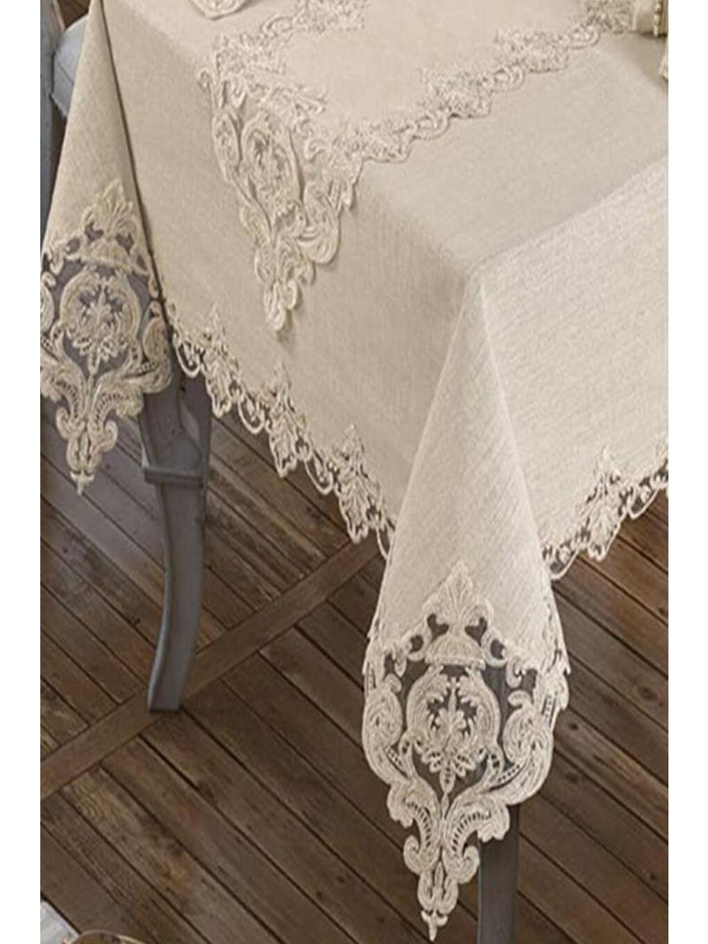 Ekru Fransız Güpürlü Miray Tek Masa Örtüsü Krem-3