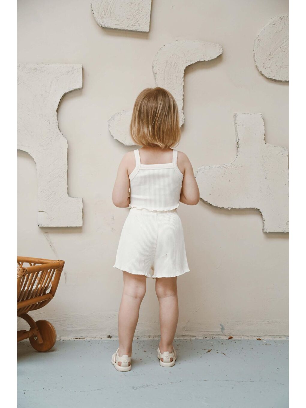 Ekru Deniz Kabuğu Askılı Crop Ve Şortlu Takım-3