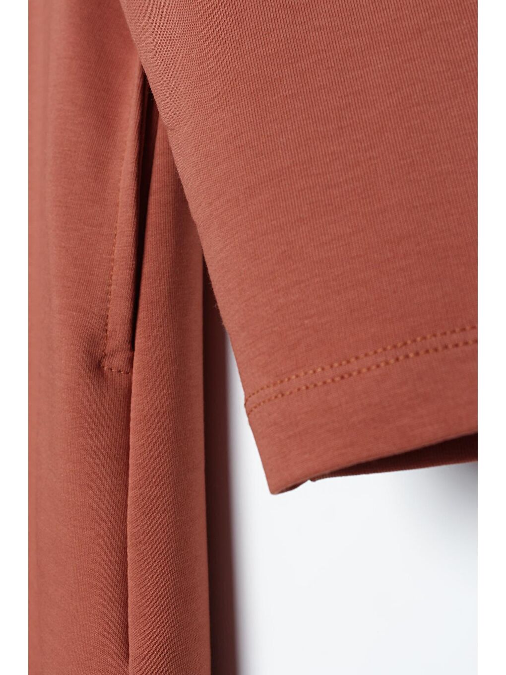 Kahverengi Tarçın-Büyük Beden Aplike Nakışlı Fermuarlı Hırka-4