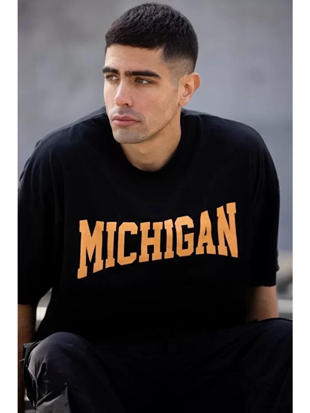 Unisex Bisiklet Yaka Baskılı Oversize T-Shirt - Siyah-1