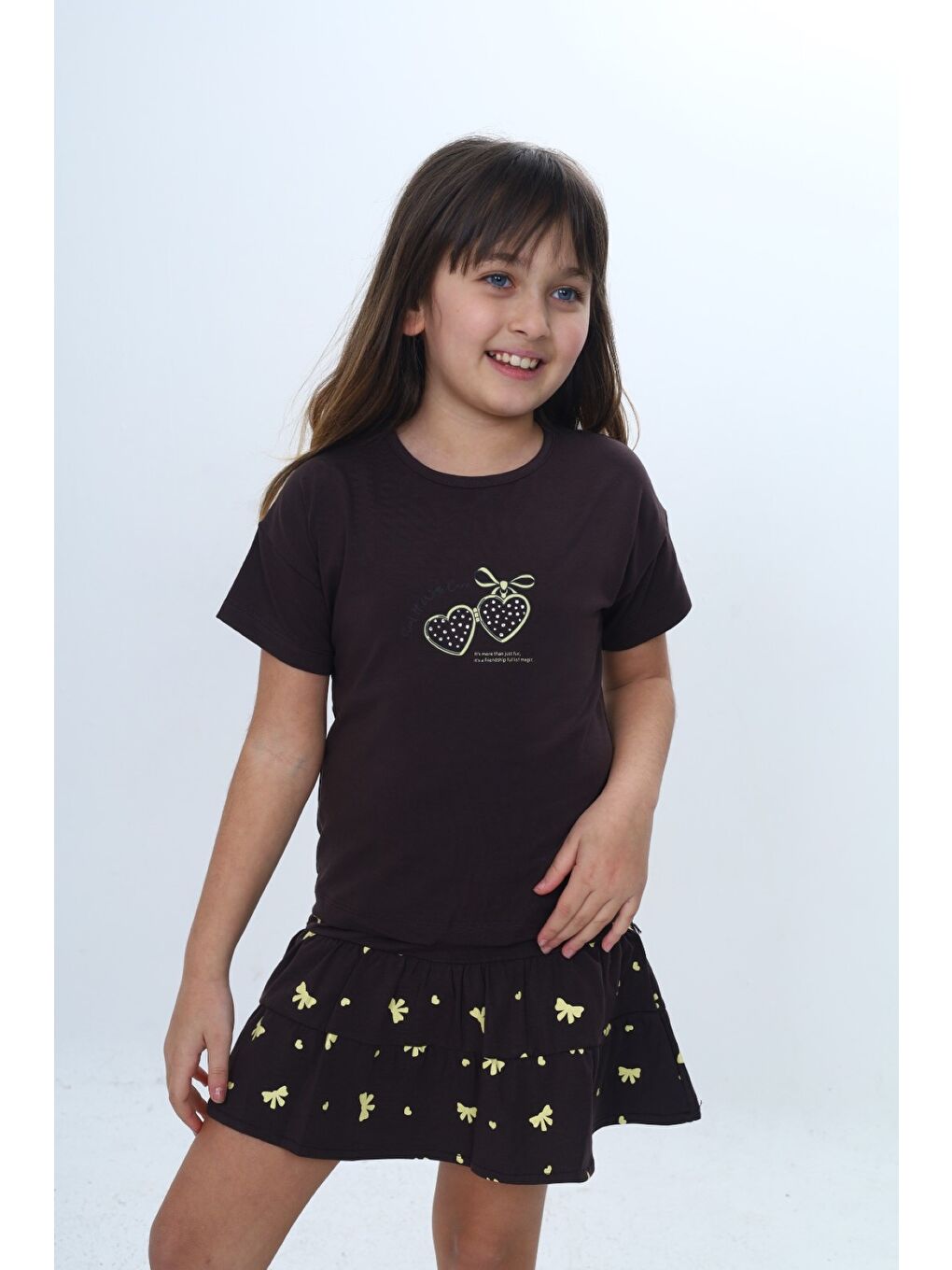 Kahverengi Kız Çocuk 2'li Takım Bisiklet Yaka Kısa Kollu Baskılı Tişört - Beli Lastikli Baskılı Şort Etek 24-1