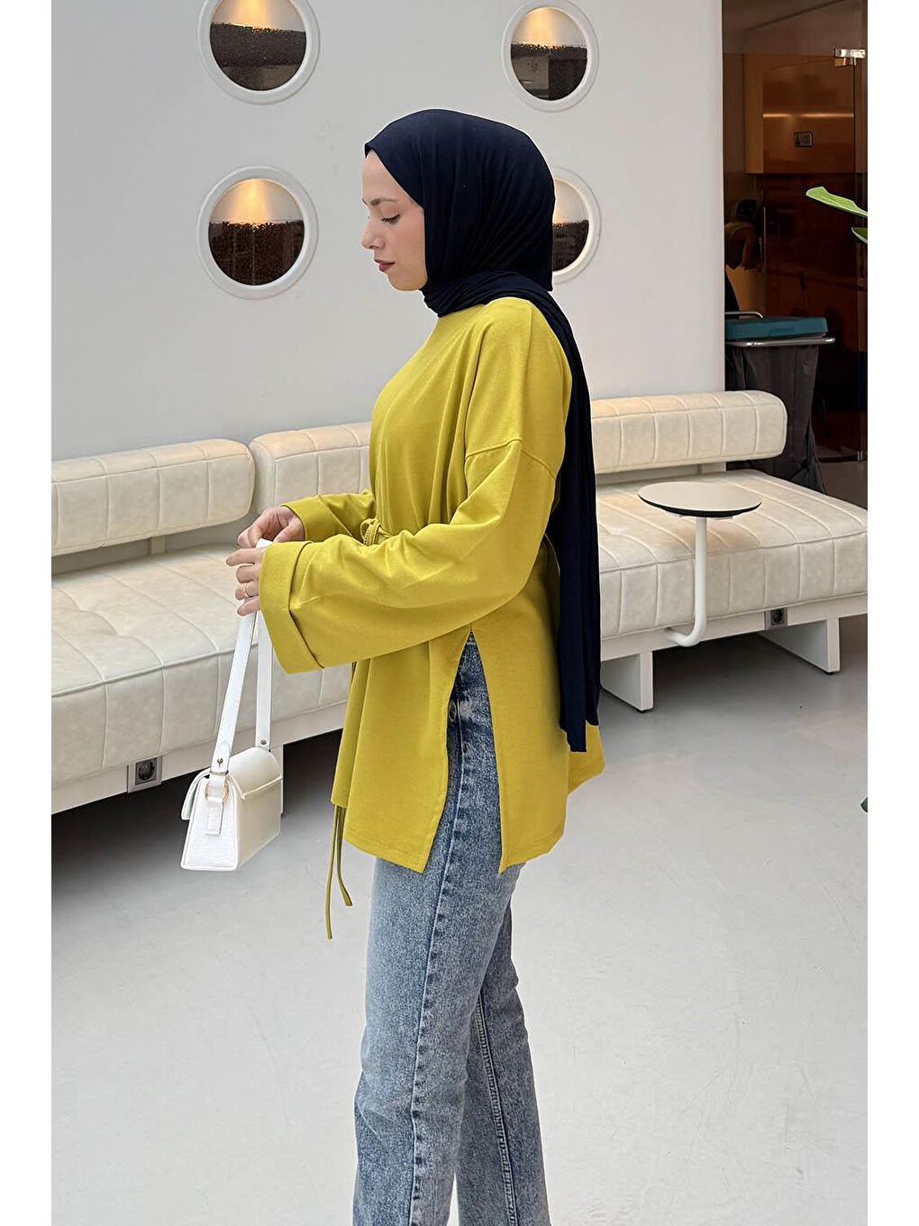 Yırtmaç Detaylı Sweat Yağ Yeşili-1