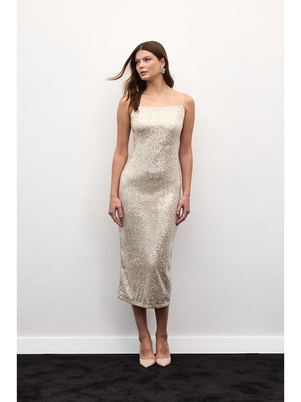 Askılı Uzun Payet Elbise - Bej-1