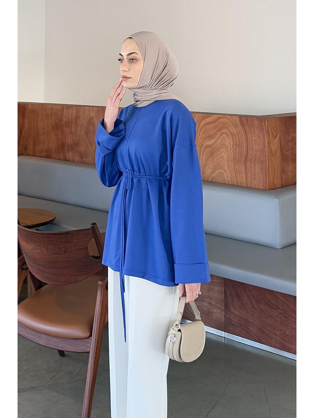 Yırtmaç Detaylı Sweat Saks Mavisi-1