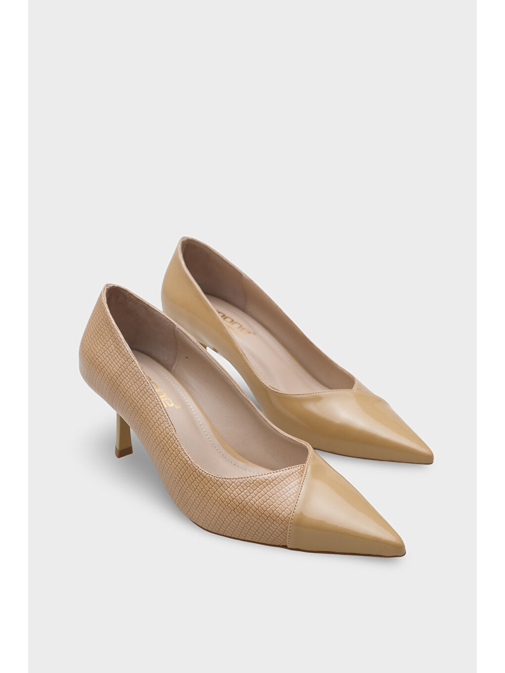 Bej Brianne Orta Topuklu Bantlı Yılan Baskılı Hakiki Deri Astarlı Stiletto-1