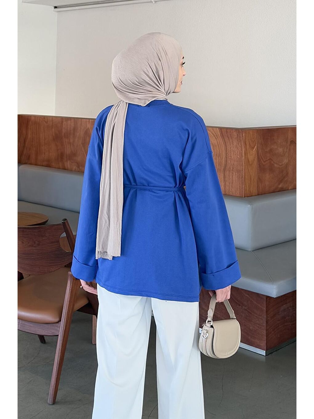 Yırtmaç Detaylı Sweat Saks Mavisi-3