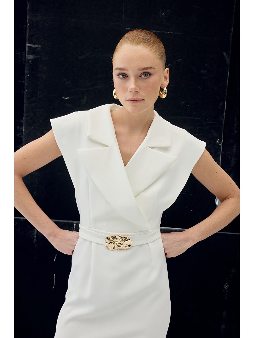 Aksesuar Detaylı Maxi Elbise - Ekru-4