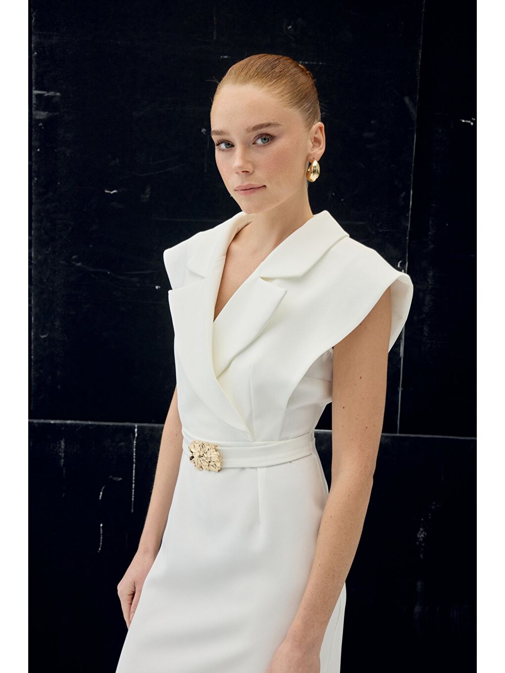 Aksesuar Detaylı Maxi Elbise - Ekru-5