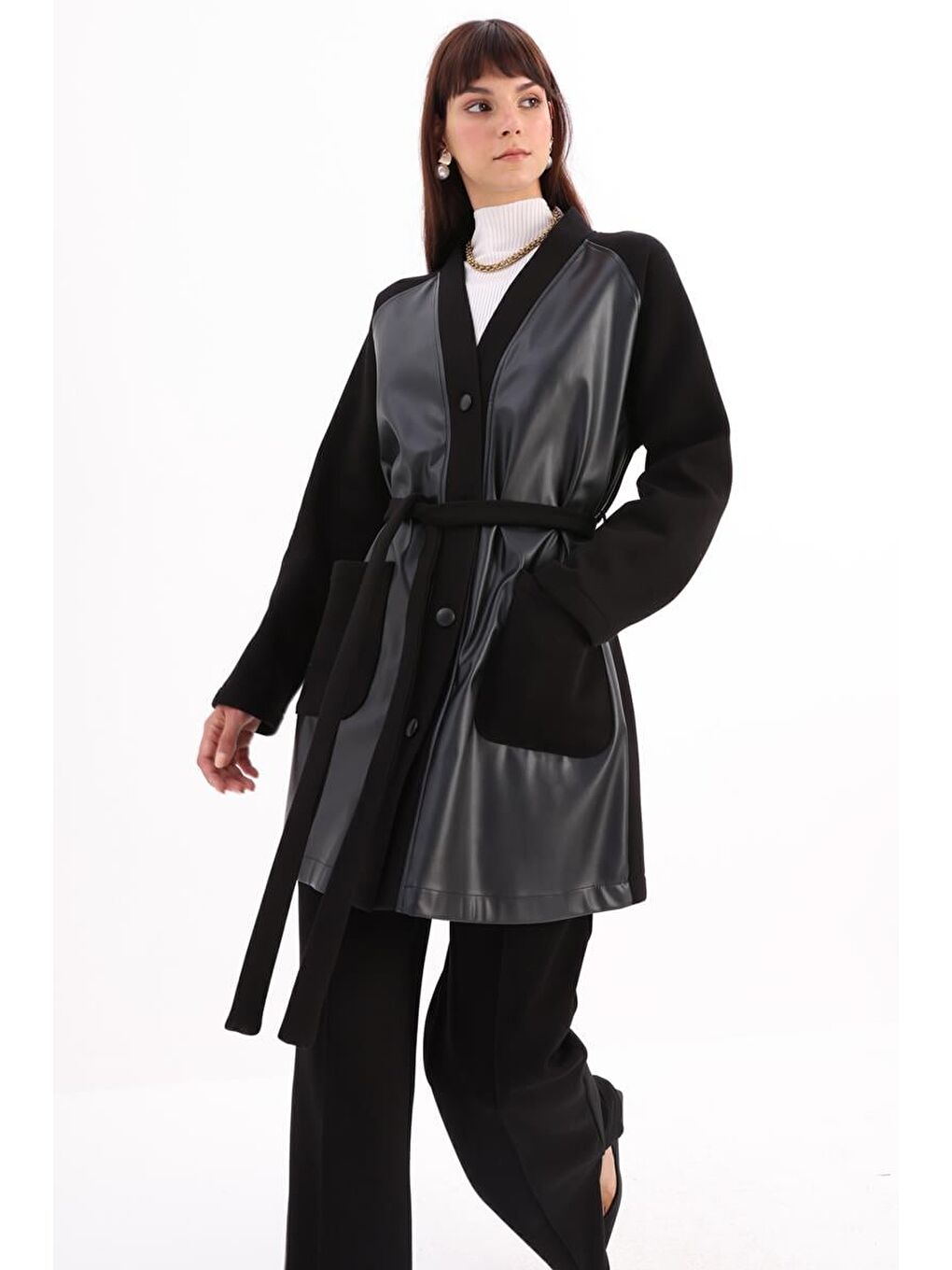 Siyah-Pamuklu Şardonlu Kuşaklı Hırka