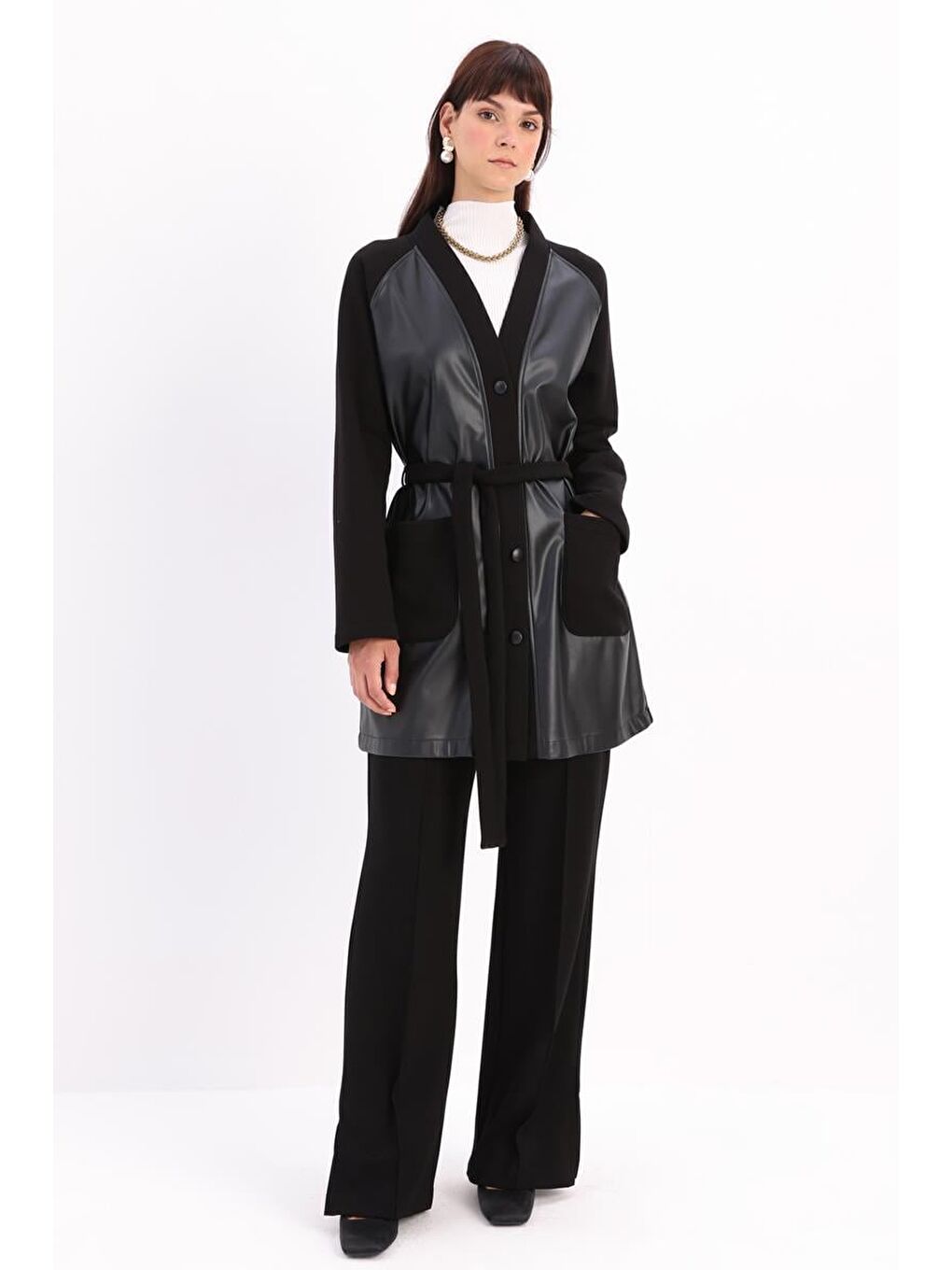 Siyah-Pamuklu Şardonlu Kuşaklı Hırka-2