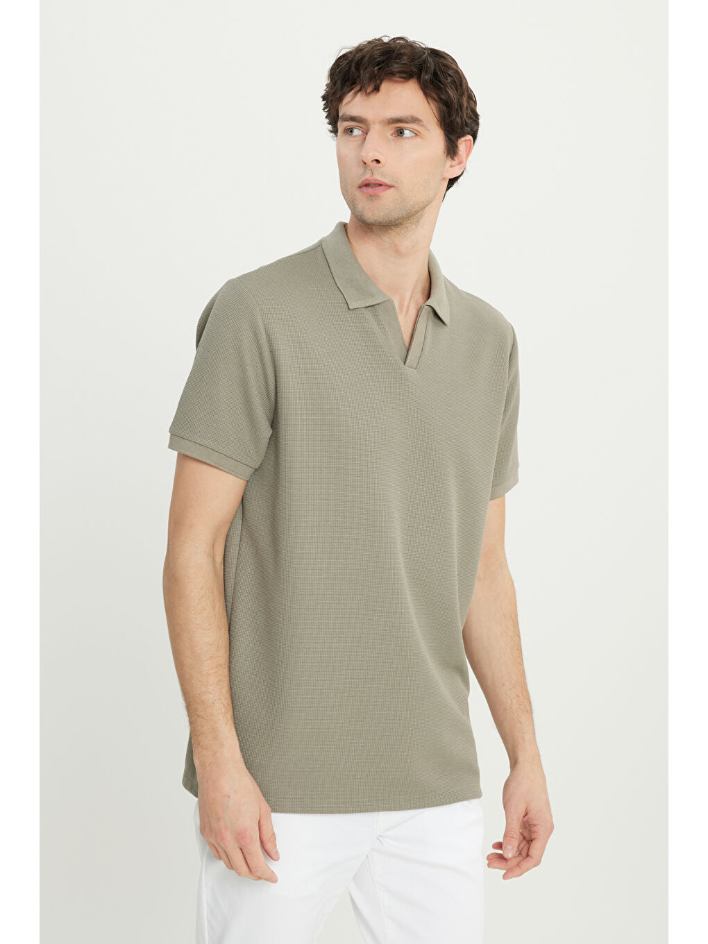 Erkek Haki Slim Fit Dar Kesim Polo Yaka Jakarlı Esnek Tişört-2